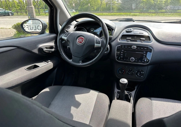 Fiat Punto cena 17900 przebieg: 173400, rok produkcji 2013 z Poznań małe 254